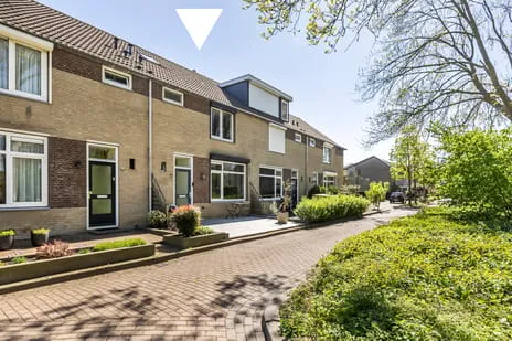 Tussenwoning te koop: Dokter Hiemstralaan 71, Stalkaarsen Gorinchem