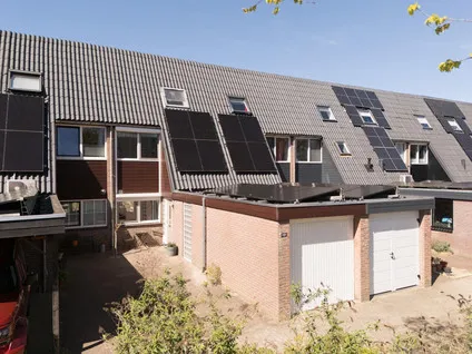 Tussenwoning te koop: Dokter Kanterslaan 121, Esterveld Grave