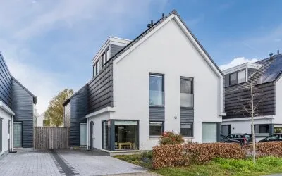 Twee-onder-één-kap te koop: Dokter Ruttenpark 13, Verspreide huizen ten oosten van Sterksel Sterksel