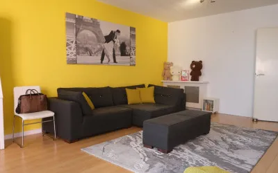 Appartement te koop: Dokter Van Ledestraat 50, Klein Plaspoelpolder Leidschendam