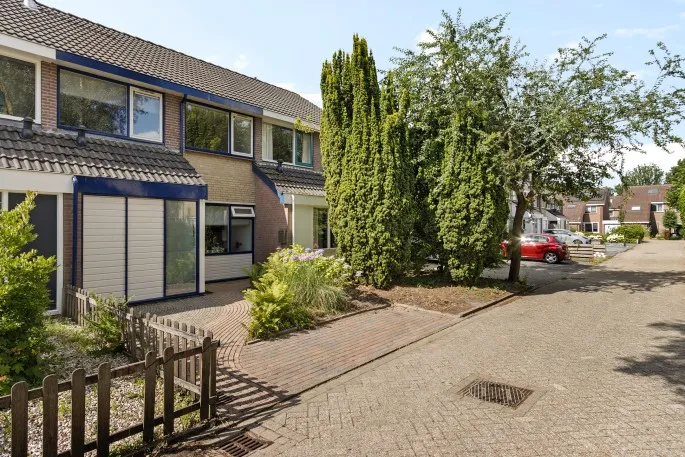 Tussenwoning te koop: Dollard 206, De Drait zuidwest Drachten