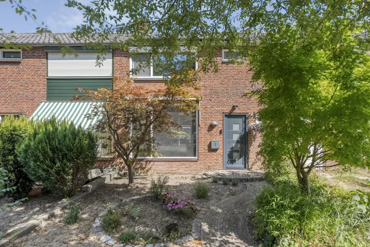 Terraced house for sale: Dollardstraat 12, Deppenbroek Enschede
