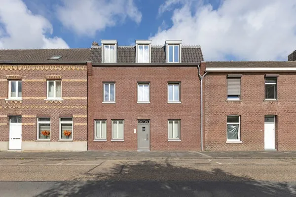 Studio te koop: Dolmansstraat 66C-02, Limmel Maastricht