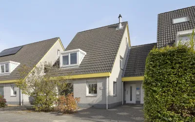 Tussenwoning te koop: Dolomiet 21, Blixembosch-West Eindhoven