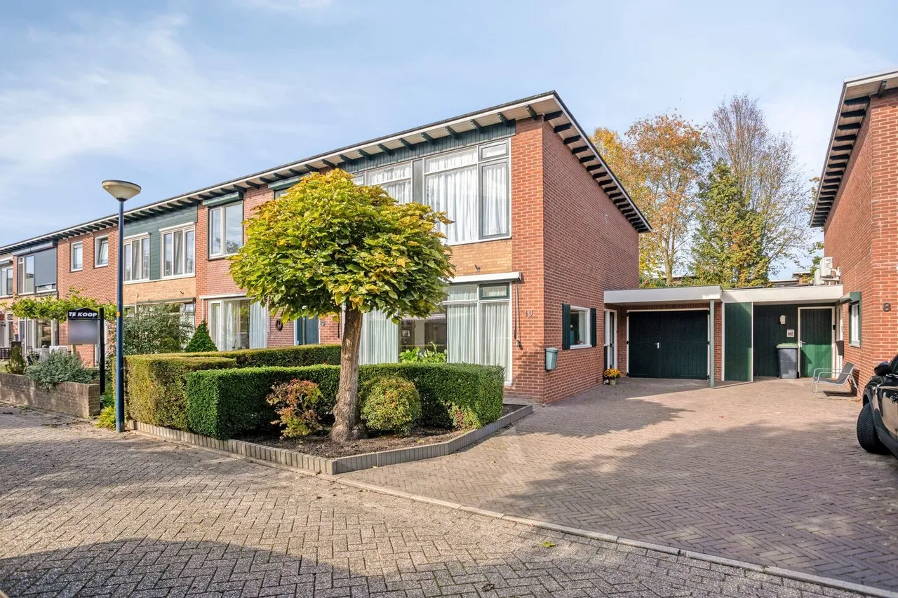 Tussenwoning te koop: Dominee Bulensstraat 10, Varsseveld