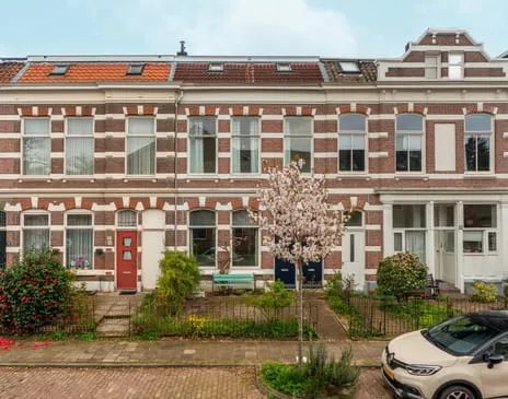 Tussenwoning te koop: Dominicanenstraat 30, Altrade Nijmegen