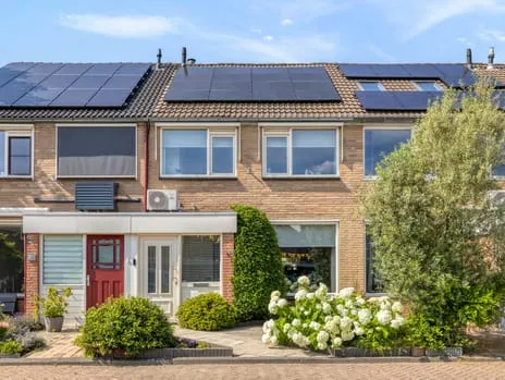 Tussenwoning te koop: Dominicushof 30, Monnikenhof centrum Vianen (Ut)
