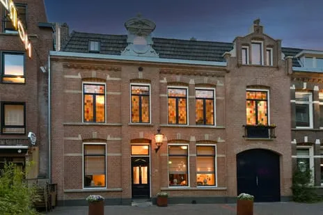 Tussenwoning te koop: Dommelstraat 10, Binnenstad Eindhoven