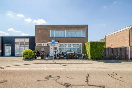 Hoekwoning te koop: Dommelstraat 15, Aawijk Zuid 'S-Hertogenbosch