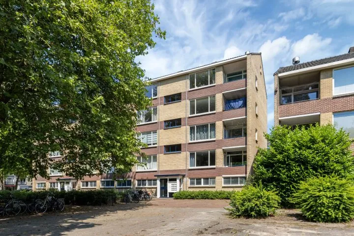 Apartment for sale: Dommelstraat 84, Deppenbroek Enschede