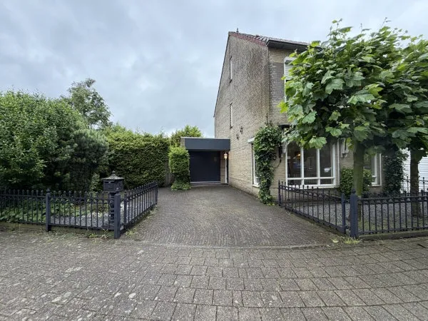 Woning te huur: Don Boscoplein, Heuvel Breda