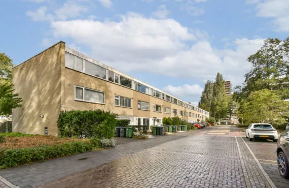 Hoekwoning te koop: Donau 3, Amstelveen