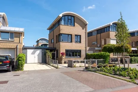 Hoekwoning te koop: Donaulaan 104, Europa Purmerend
