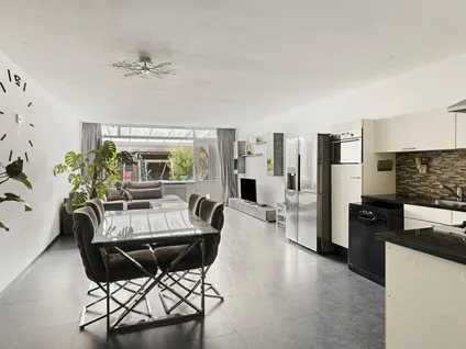 Apartment for sale: Donizettirode 10, Buytenwegh Zoetermeer