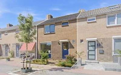 Tussenwoning te koop: Donker Curtiusstraat 4, Paauwenburg Noordoost Vlissingen