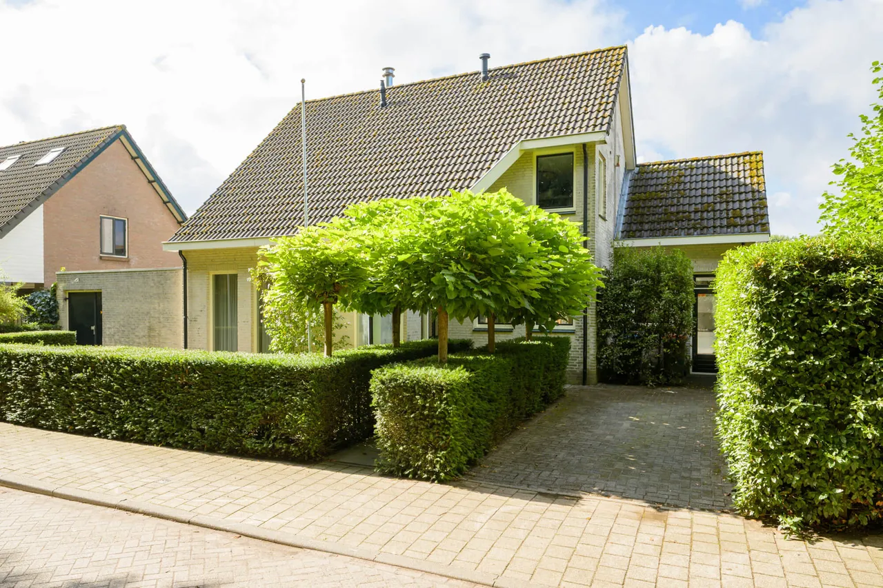 Vrijstaande woning te koop: Donkslagen 57, Breda