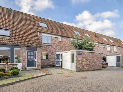 Tussenwoning te koop: Doorzwin 5017, Doorzwin Julianadorp