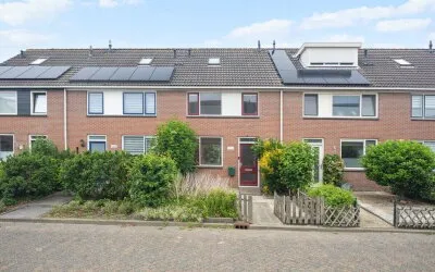 Tussenwoning te koop: Doorzwin 5313, Doorzwin Julianadorp