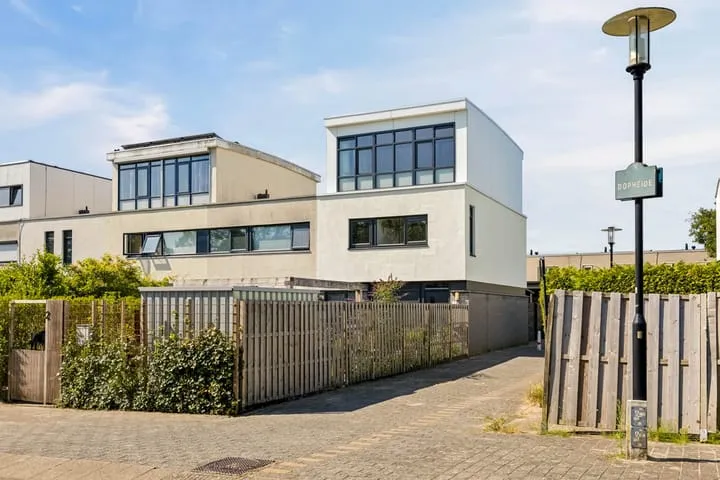 Corner house for sale: Dopheide 2, De Verwondering e.o. Amersfoort