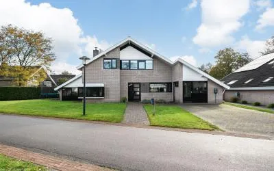 Vrijstaande woning te koop: Dopheide 7, De Heide Heerenveen