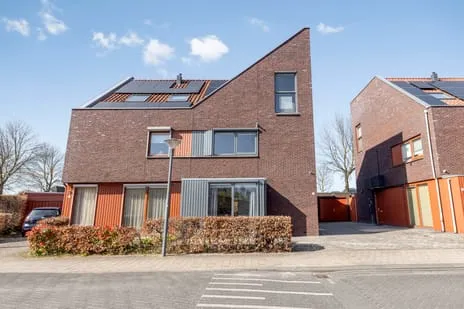 Twee-onder-één-kap te koop: Dornachstraat 3, Eme en Broek Zutphen