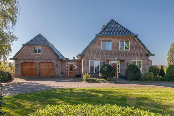 Detached house for sale: Dorp 83, Benschop Boveneind-Benedeneind Benschop