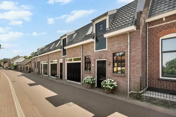 Tussenwoning te koop: Dorpsdijk 211C, Tijsjesdijk Rhoon