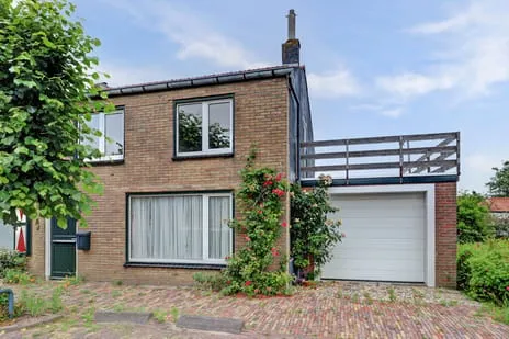 Corner house for sale: Dorpsdijk 44, Wissenkerke Wissenkerke