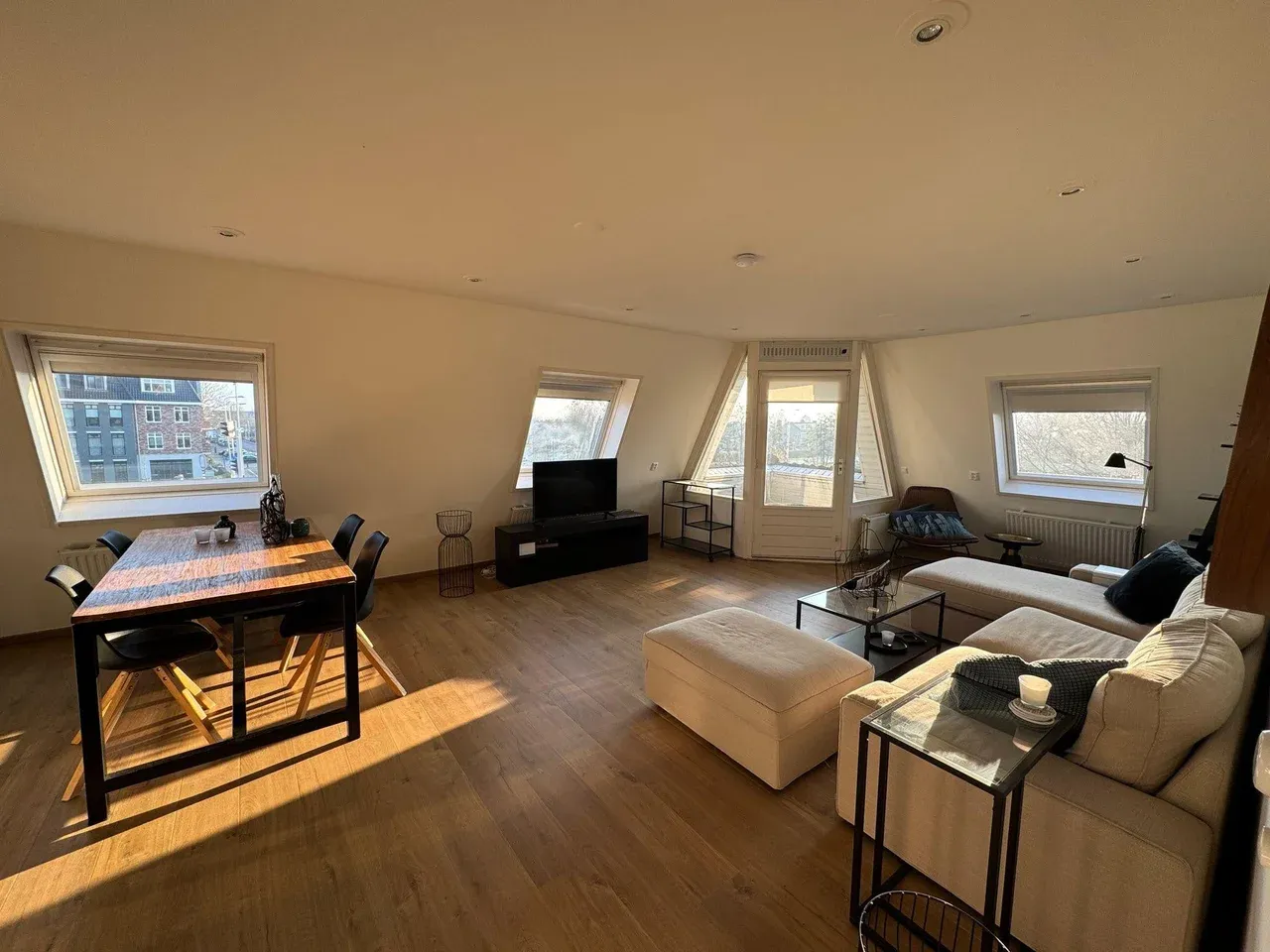 Woning te huur: Dorpsdijk, Rhoon