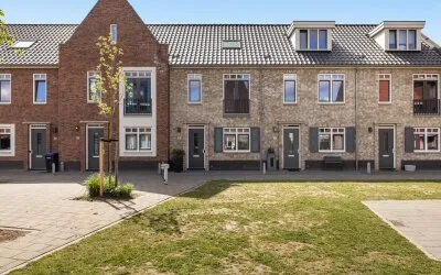 Tussenwoning te koop: Dorpsomroeper 6, Volgerlanden-Oost Hendrik-Ido-Ambacht