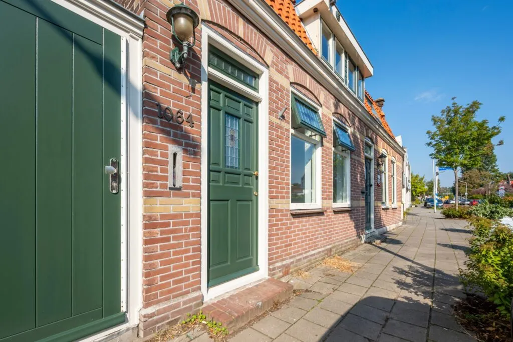 Twee-onder-één-kap te koop: Dorpsstraat 1064, Assendelft