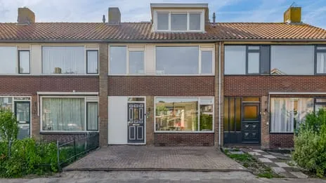 Tussenwoning te koop: Dorpsstraat 11, Zegveld (dorp) Zegveld