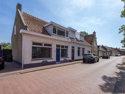 Semi-detached for sale: Dorpsstraat 127, Kern Heinkenszand Heinkenszand