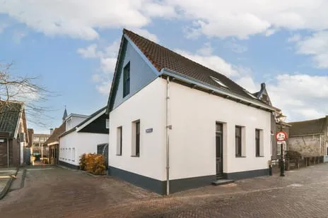 Vrijstaande woning te koop: Dorpsstraat 13, Poortugaal-Centrum Poortugaal