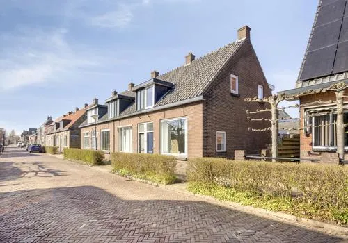 Hoekwoning te koop: Dorpsstraat 131, Noordpolder Benthuizen
