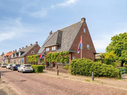 Twee-onder-één-kap te koop: Dorpsstraat 135, Noordpolder Benthuizen