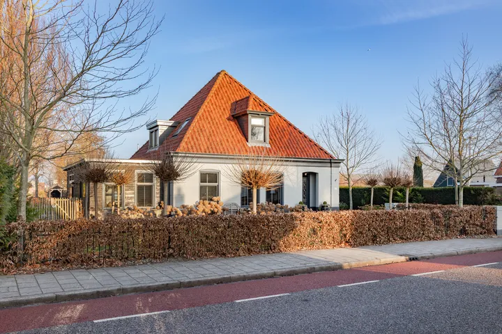 Vrijstaande woning te koop: Dorpsstraat 147A, Zwaag - Buurt 30 05 Zwaag