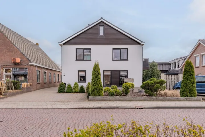 Vrijstaande woning te koop: Dorpsstraat 15, Lemelerveld kern oost Lemelerveld