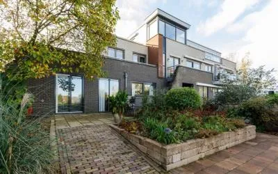 Appartement te koop: Dorpsstraat 174, Kern Zevenhuizen Zevenhuizen