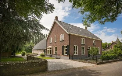Detached house for sale: Dorpsstraat 18, Hurwenen Hurwenen