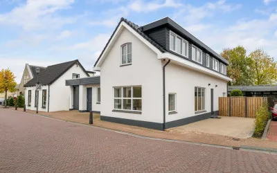 Vrijstaande woning te koop: Dorpsstraat 216, Kern Zevenhuizen Zevenhuizen