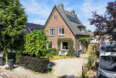 Twee-onder-één-kap te koop: Dorpsstraat 22, Rheden Rheden