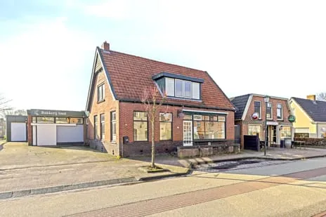 Vrijstaande woning te koop: Dorpsstraat 23, Kommerzijl Kommerzijl