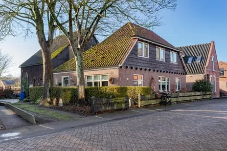 Vrijstaande woning te koop: Dorpsstraat 239, Warmenhuizen-Centrum Warmenhuizen