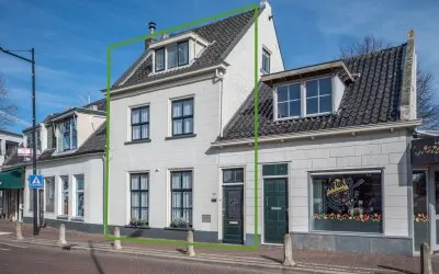 Tussenwoning te koop: Dorpsstraat 24, Dorp Bergschenhoek Bergschenhoek