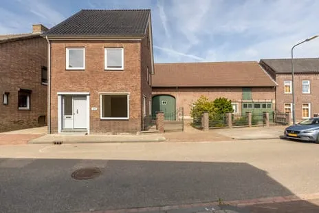 Hoekwoning te koop: Dorpsstraat 26, Guttecoven Guttecoven