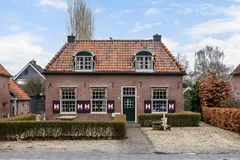 Vrijstaande woning te koop: Dorpsstraat 26, Renswoude