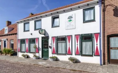 Hoekwoning te koop: Dorpsstraat 28, Nieuwvliet Nieuwvliet