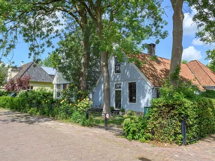 Vrijstaande woning te koop: Dorpsstraat 3, Broek in Waterland Broek In Waterland