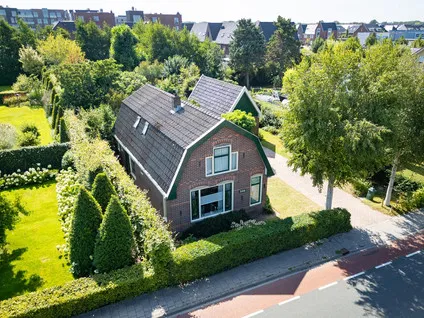Vrijstaande woning te koop: Dorpsstraat 300, Bangert en Oosterpolder - Buurt 35 04 Zwaag